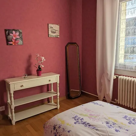 Дом отдыха Chaleureux En Pleine Campagne Avec Cour Privee, Velos, Ping-pong Et A 1h De Paris - Fr-1-590-22 *